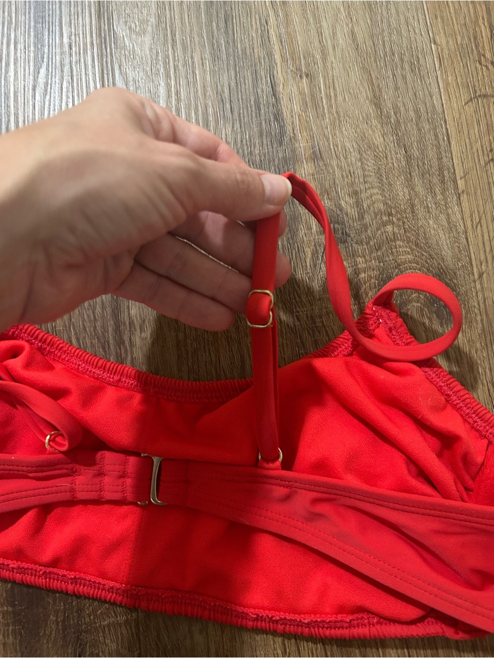 Women’s wild fable Red Smocked Bralette Bikini Top- medium - Picture 5 of 7